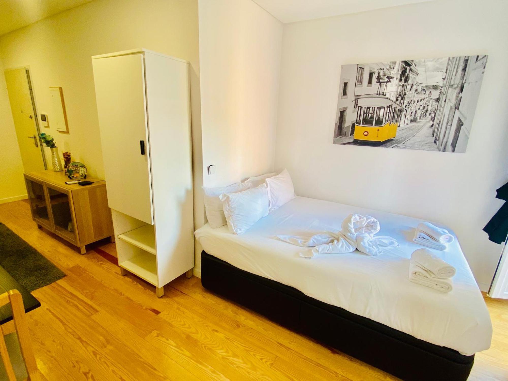 Apartment Modern, Cozy Flats In The Heart Of *