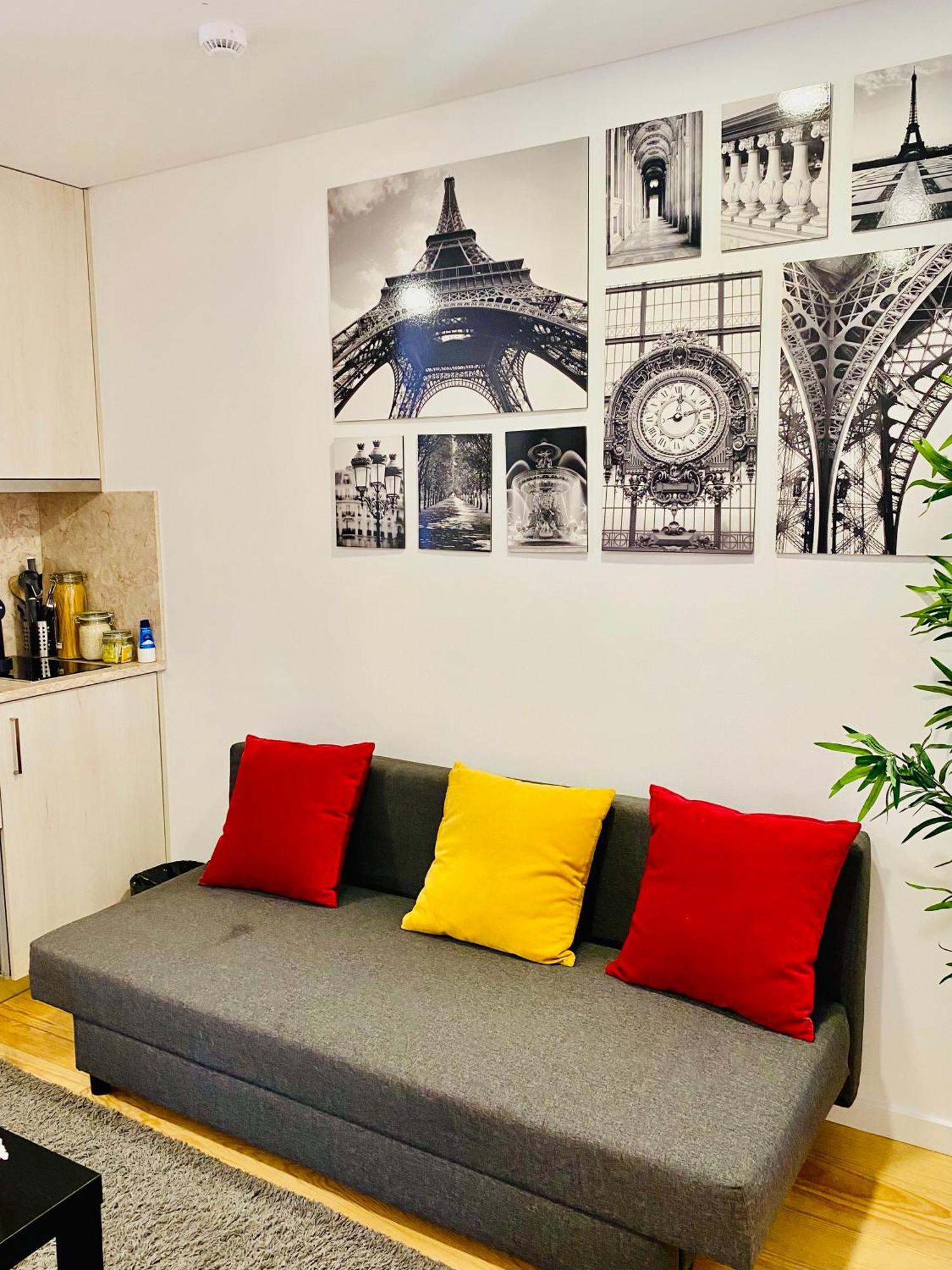 Modern, Cozy Flats In The Heart Of
