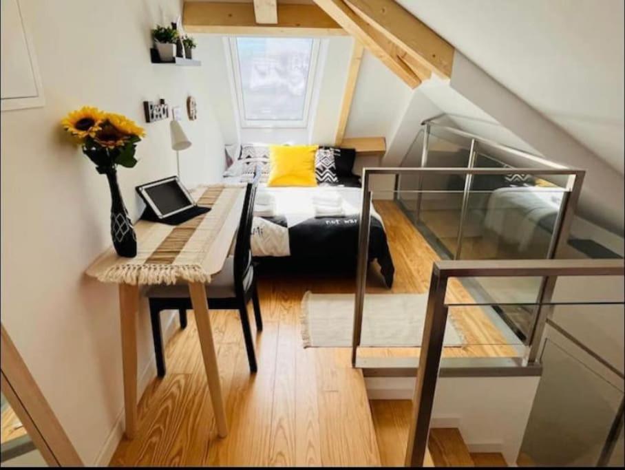 Modern, Cozy Flats In The Heart Of *