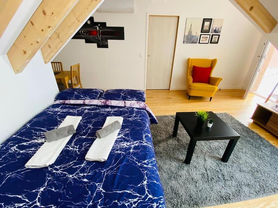 Modern, Cozy Flats In The Heart Of *