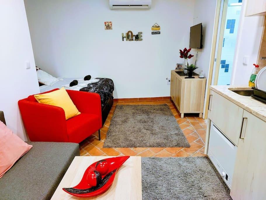 Modern, Cozy Flats In The Heart Of *
